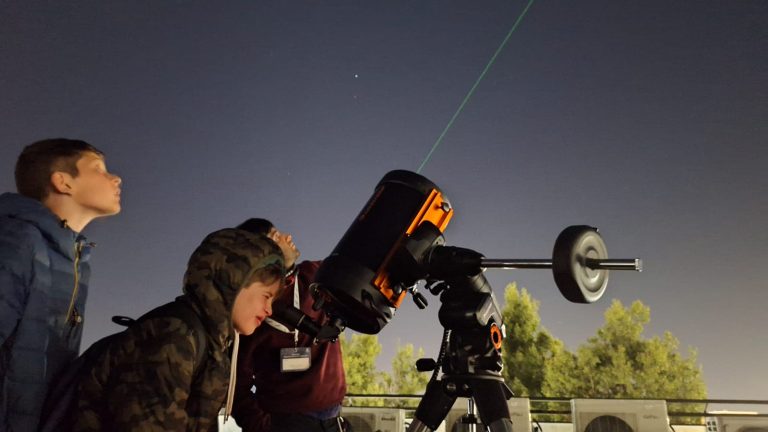 Explorando el Cosmos: Inclusión y Astronomía en la Universidad Andrés Bello